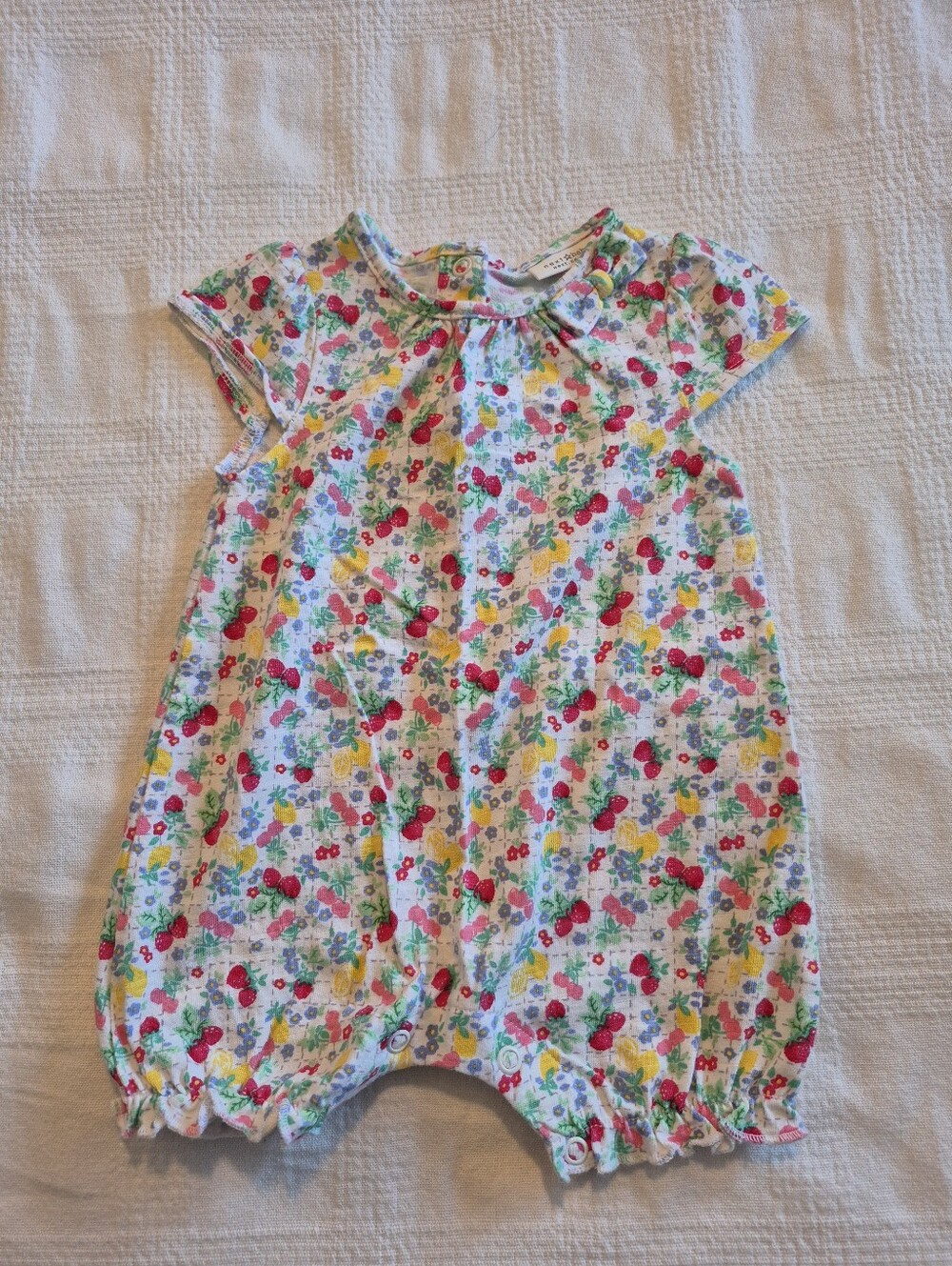 Next girls 0-3 months fruit romper strawberry, cherry, lemons, EUC